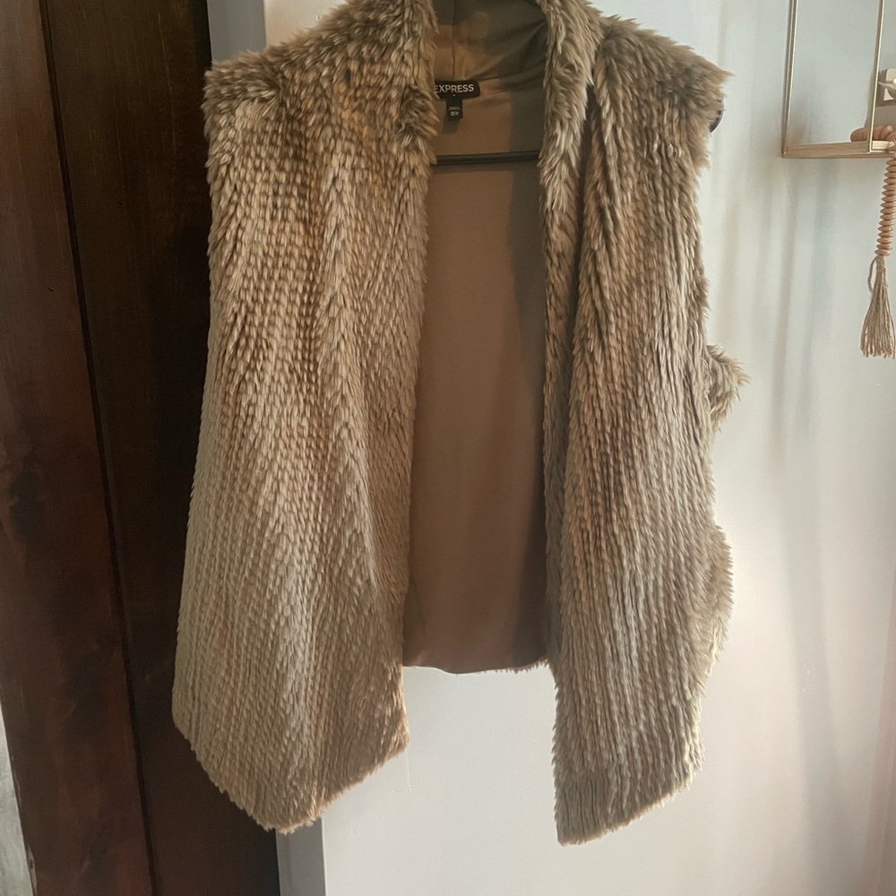 Express Faux Fur Vest in Tan NWOT